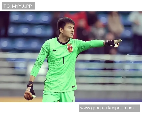 李昊有望在国足中崭露头角二门位置稳固一两年后或成一门主力